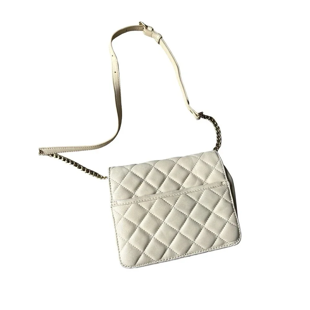 Isaac Mizrahi Ivory Quilted Crossbody Bag Gold Turn Lock Chain Strap Purse